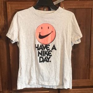 Nike t shirt